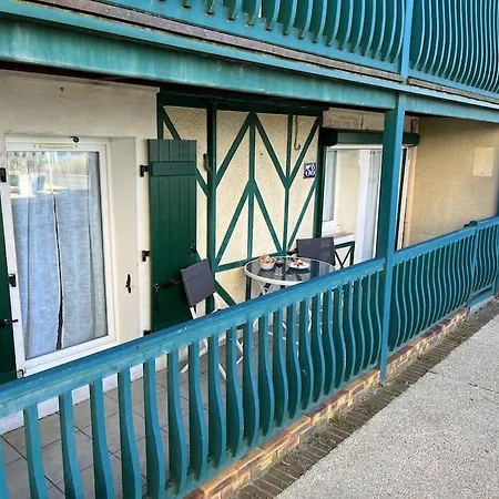 La Passerelle - Terrace And Balcony With Sea View